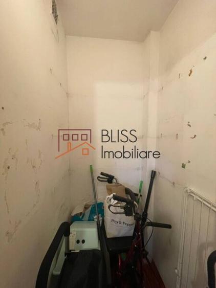 Apartament cu 2 camere și balcon cu vedere la parc