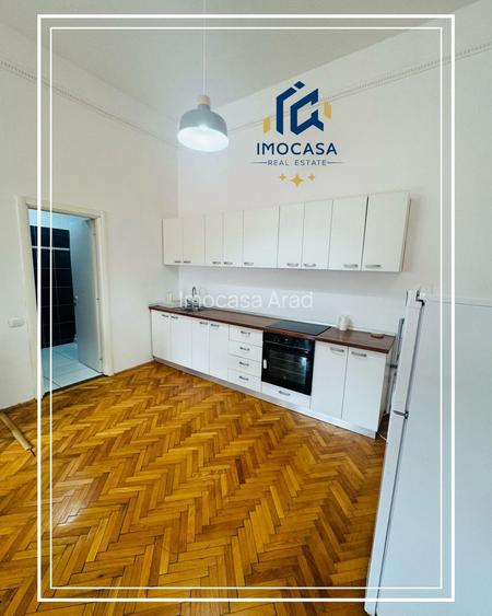 De vanzare Apartament Rez. Birou dimensiuni impresionantă centru Arad - 13