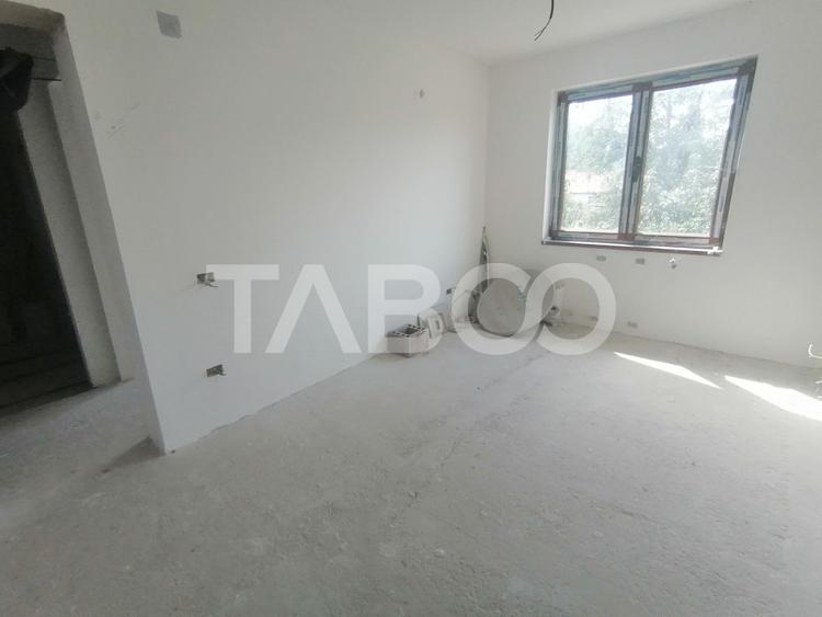 Comision 0% Casa tip duplex de vanzare 6 camere cu teren Saliste Sibiu