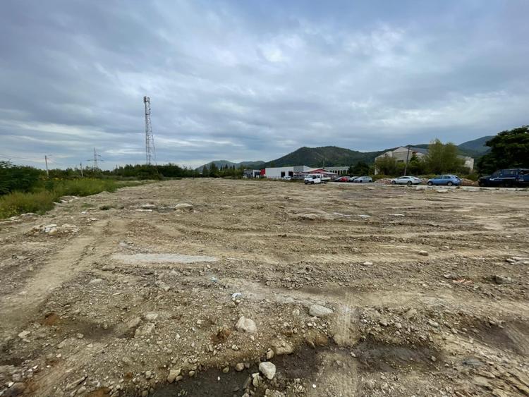 Teren intravilan, investie Hale Industriale, zona Est