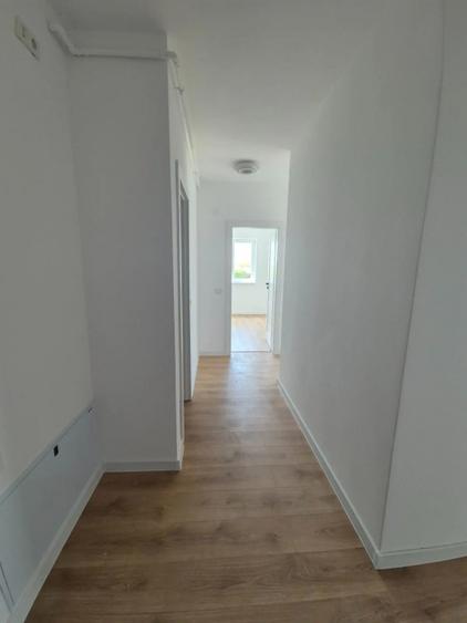 Apartament 3 camere nou - Calea Surii Mici