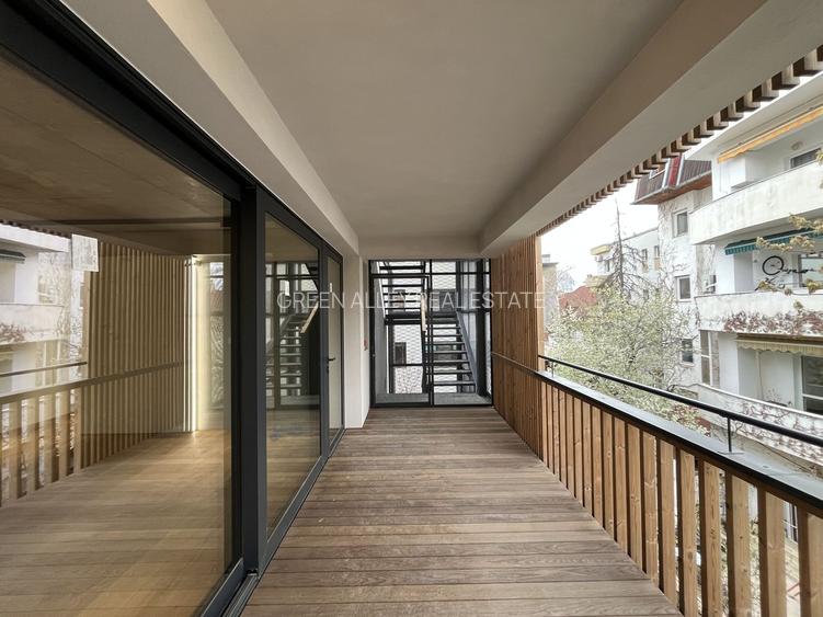 3 CAMERE || DESIGN INDUSTRIAL || POMPA DE CALDURA || BOUTIQUE 2025 - 2