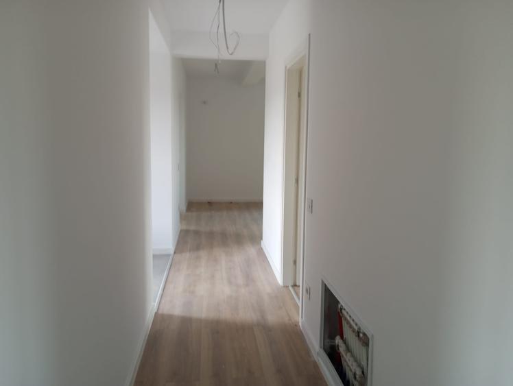 Casa individuala, la cheie, sat Dumbraveni, comuna Balotesti, str. Lahovari 90G