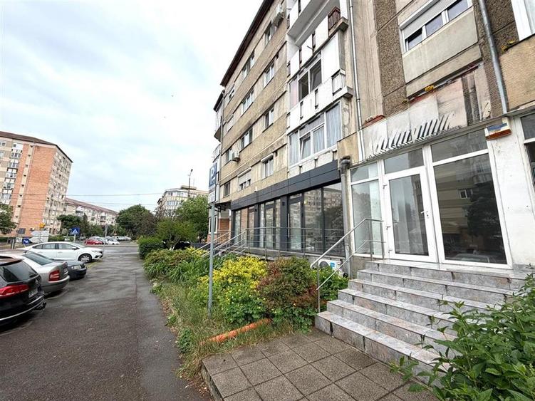 SPATIU COMERCIAL DE INCHIRIAT | 50 MP UTILI | DECEBAL | ORADEA