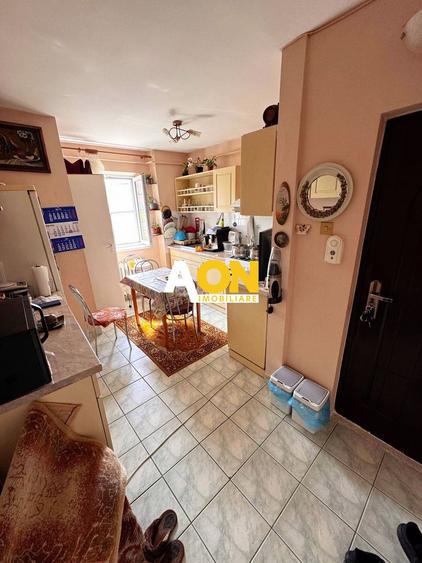 Ap. 2 camere Cetate, lângă B-dul Transilvaniei, AC