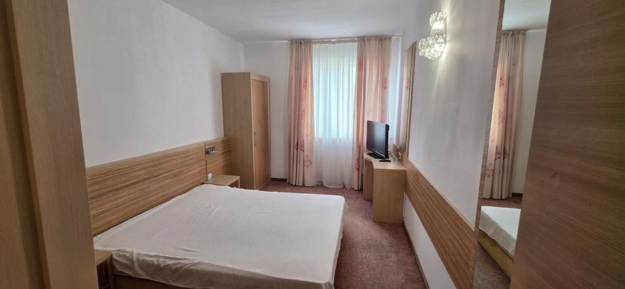 Apartament 2 camere de închiriat – Vitan Rin Grand Hotel 38 mp