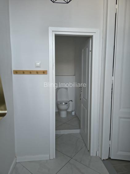 Apartament in zona centrala,finisat (cladire istorica ),mobilat,cu parcare - 6