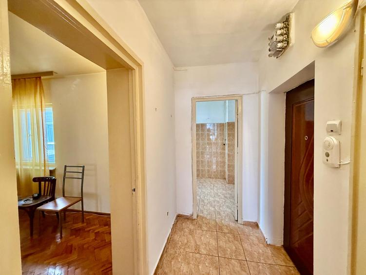 Apartament cu 4 camere-2 balcoane- zona Piata Centrala