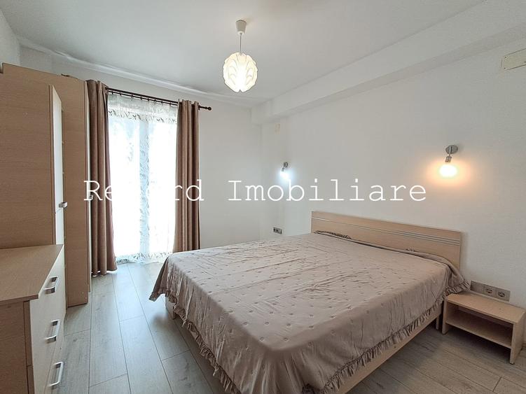 Apartament 3 camere,2 bai,et.1,balcon,parcare subterana! zona Marasti
