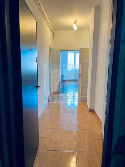 Apartament 2 camere decomandat - zona Centrul Civic