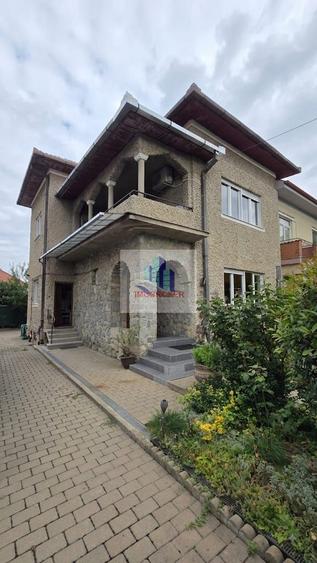 Casă cu teren în Andrei Mureșanu, zonă premium / Piața Ion Agârbiceanu
