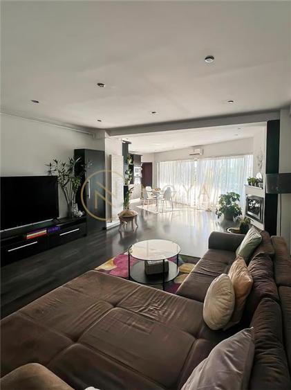 Apartament de vanzare de 3 camere in zona Pipera