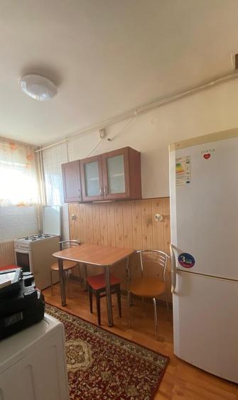 Apartament 2 camere in zona Calea Floresti