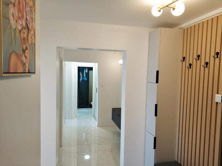 Tomis Nord - Ciresica - Apartament renovat, cu centrala cu gaz si loc de parcare