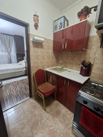 Garsoniera semidecomandata, zona CET