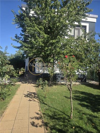 Direct proprietar Vila de vanzare Str Arcului 356 mp teren intravilan
