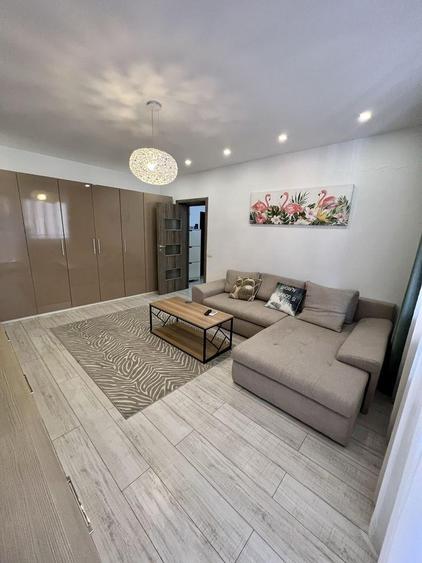 Apartament 3 camere | Parcul Liniei | 2 băi | Centrală | Parcare proprie | 900 €