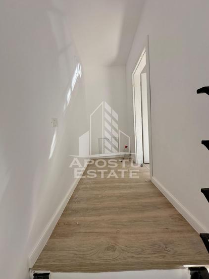 Penthouse cu 3 camere, 2 bai si dressing in spate la Lidl.