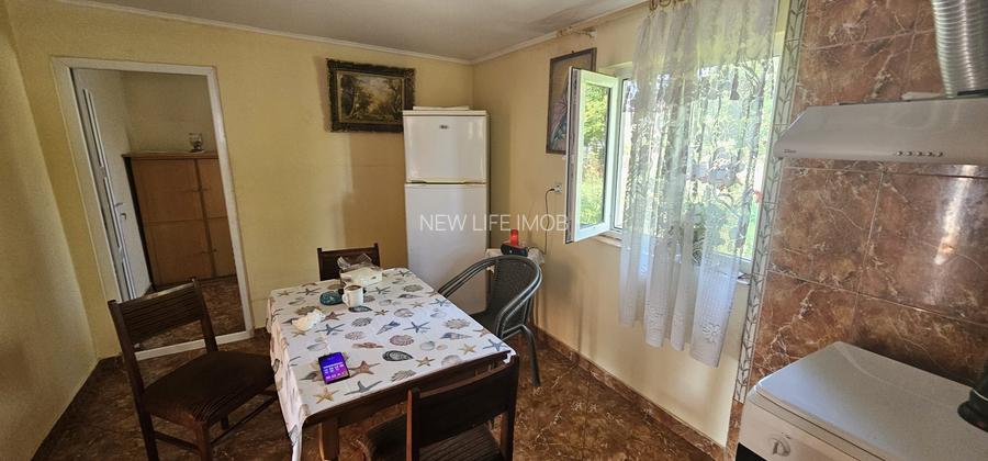 Casa la sol ,3 camere  constructie piatra - 9