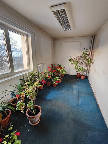Spatiu mixt, hala + birouri, 525mp construiti, zona Bartolomeu