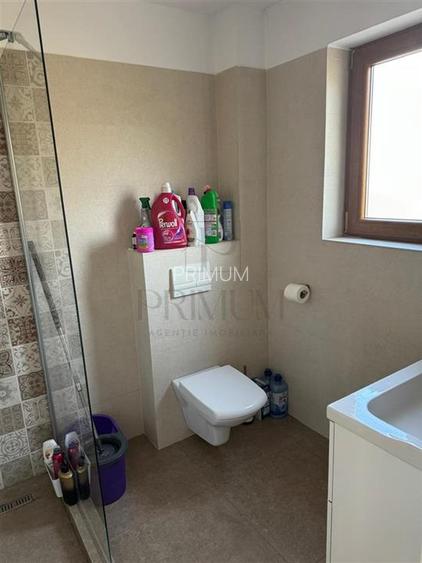Duplex mobilat utilat - bucatarie inchisa - carport - piscina - canalizare - 17