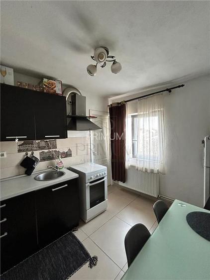 SAGUNA - 2 CAMERE - DECOMANDAT - CENTRALA PROPRIE - 2 BALCOANE - BLOC 1989 - ZON - 3