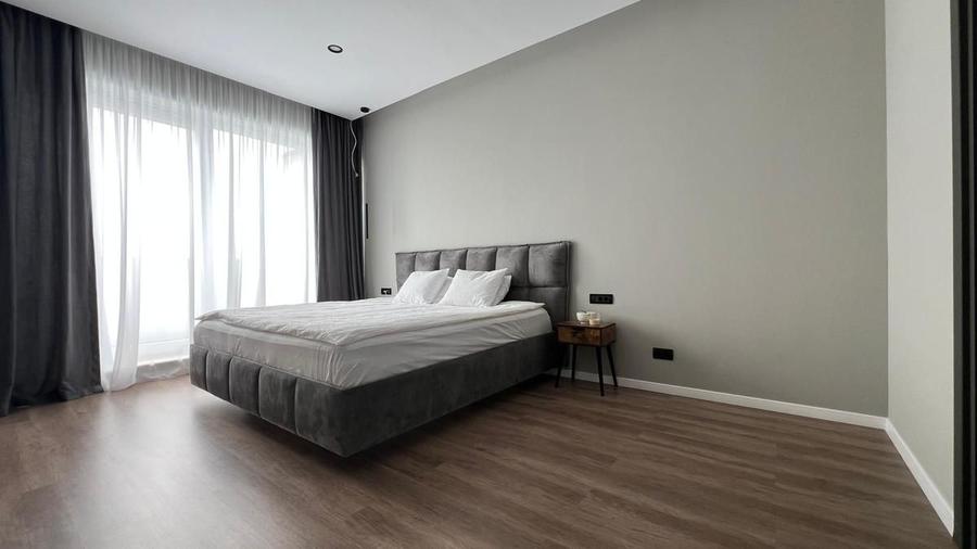 Deasupra tuturor — Penthouse 400 mp cu terasă de 100 mp