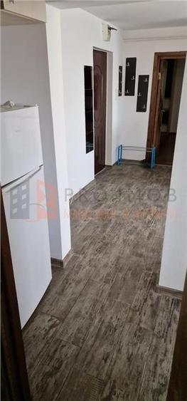 Apartament 3 camere cf 1 decomandat zona Unirii Sud