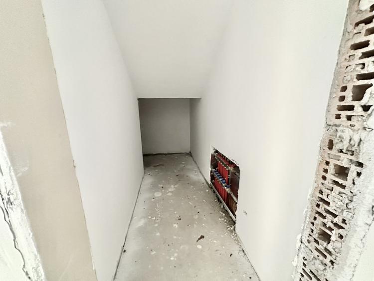 Duplex cu 3 camere - Curte generoasa 443 mp - Mosnita