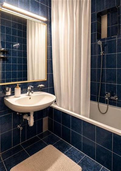 Etaj1, structura pe 62mp utili, design apreciabil, beci, 2 locuri parcare, Semic