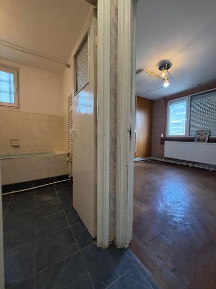 Vanzare apartament 2 camere, in Galati, Tiglina 1, centrala proprie