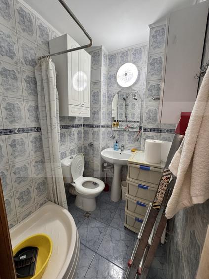 Apartament 4 camere decomandat, etaj 3, Octav Onicescu – BCR Primăverii