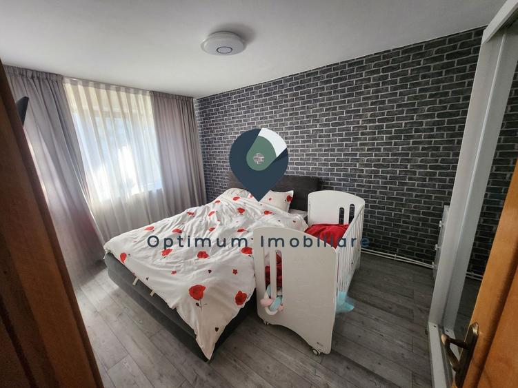 Apartament cu 4 camere in Manastur, etaj 2/4 zona Putna !