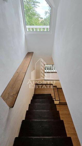 Duplex cu 5 camere si 3 bai, centrala proprie, zona Lipovei