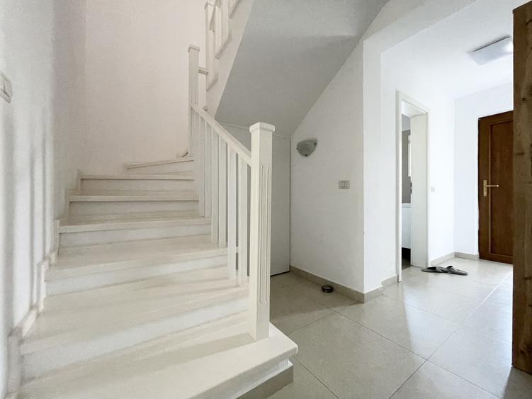 Duplex 4 camere, Mosnita Noua - Super pozitie