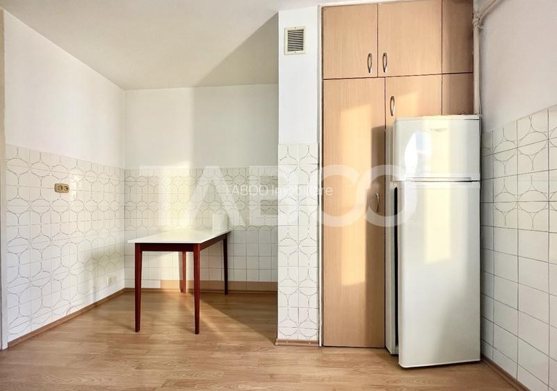 Apartament cu 3 camere in Grigorescu izolat cu 2 balcoane si boxa