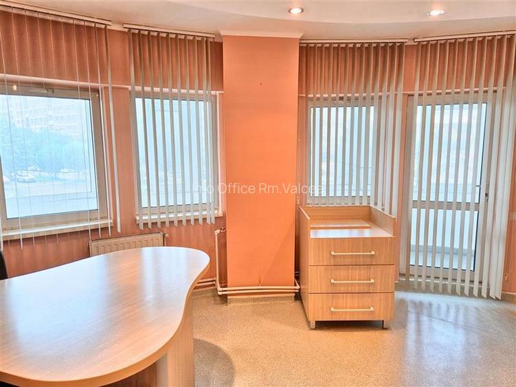 OSTROVENI - Etaj 1 - Spatiu cu vizibilitate stradala - Cabinet medical/birouri - 5