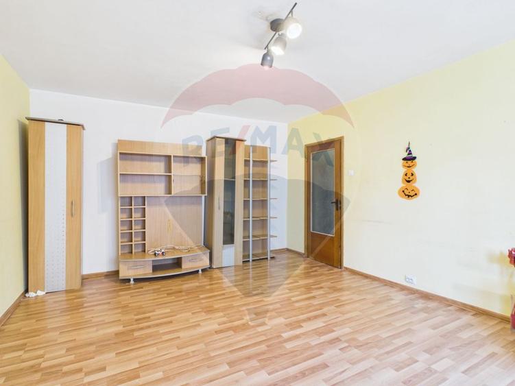 De vânzare, apartament 2 camere decomandat zona Unirii-Alba Iulia