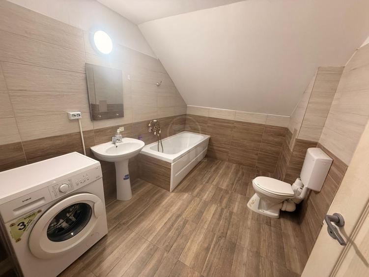 Apartament 3 camere semidecomandat zona Eroilor