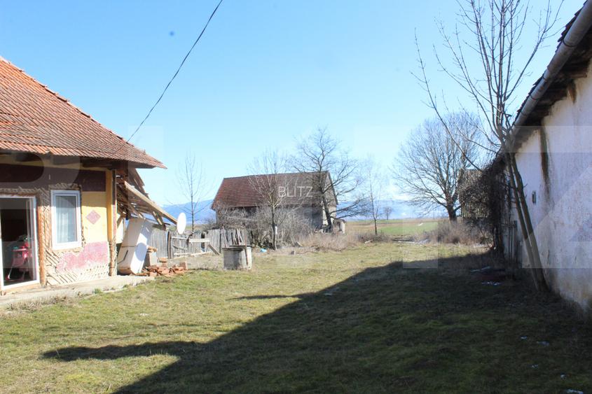 Casă batraneasca cu teren generos - Telechia - 2