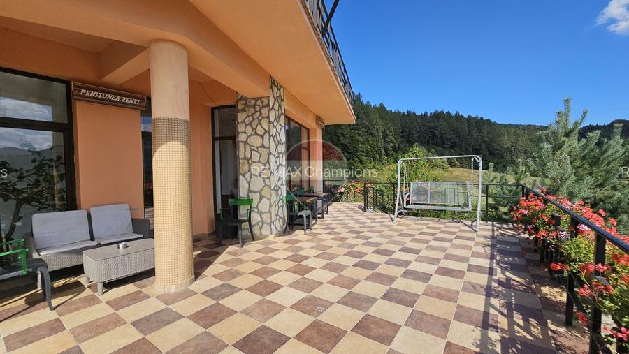 Pensiune în funcțiune | 10 camere | Teren 4.000 mp | Brădet – Săcele