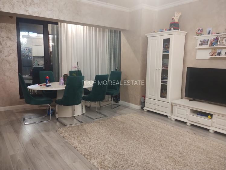 Apartament exclusivist, bulevardul Mamaia, 3 camere transformate in 2, modern