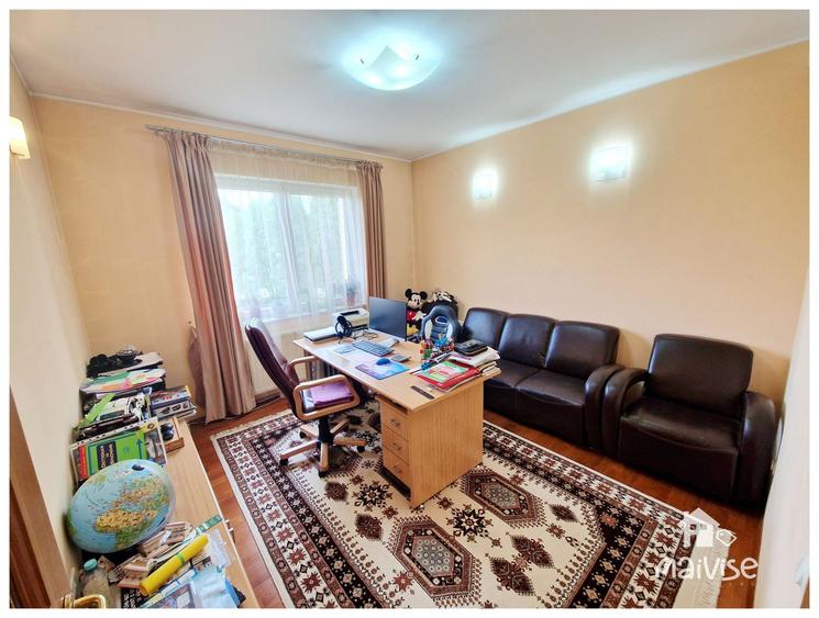 Vila superba cu garaj si  teren 1500 mp, Covasna