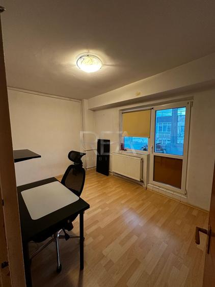 4 camere Teiul Doamnei decomandat, an 1987, 81 mp