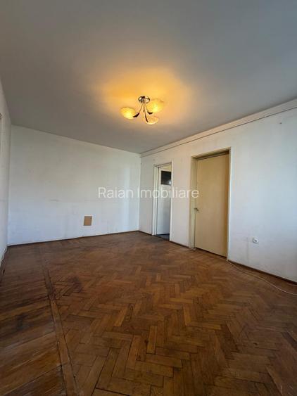 Vanzare apartament 2 camere, in Galati, Tiglina 1, centrala proprie