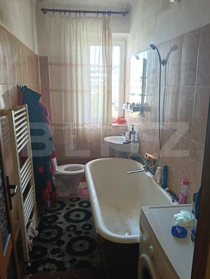 Apartament de vanzare, cu 2 camere decomandat, 45 mp, zona Ecateriana Teodoroiu