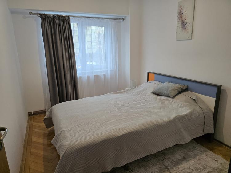Faleza Nord- Azilul de Batrani , str.Unirii,  3 camere mobilat si utilat