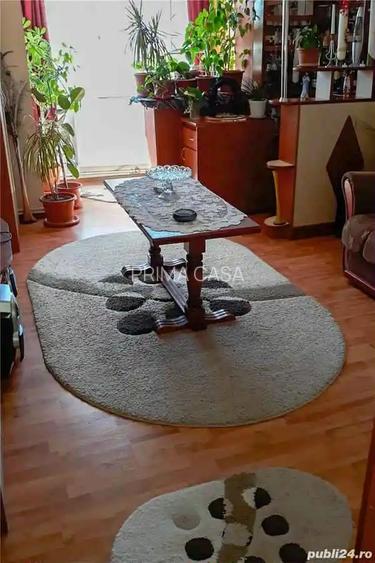 Apartament cu 2 camere zona Micro 5 cu imbunatatiri Pret: 60.000 - 2