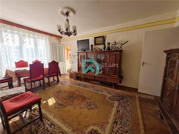 Apartament  3 camere Astra, 65mp., intermediar, Brasov - 2
