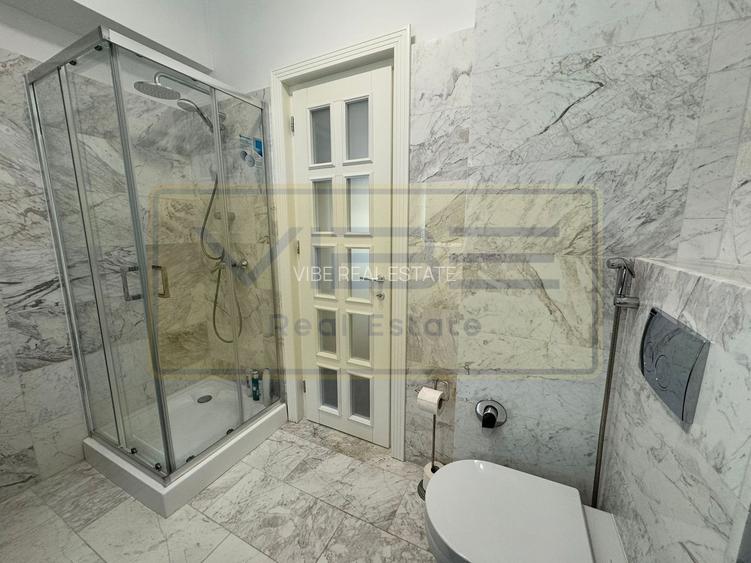 Apartament 2 camere + posibilitate 2 locuri parcare Copou - Royal Town